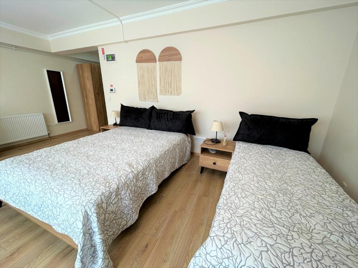 Zmf Pansiyon Istanbul Eksteriør billede