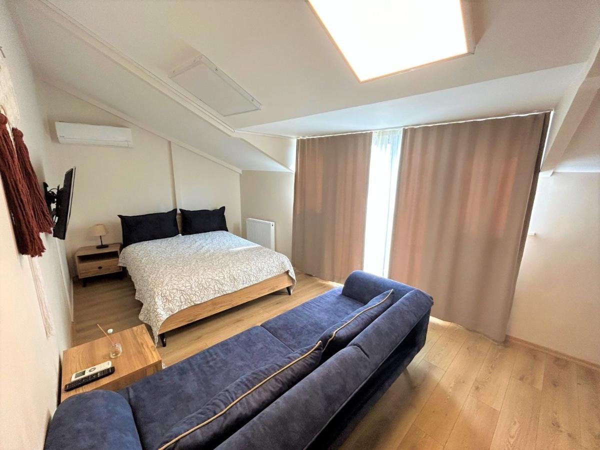 Zmf Pansiyon Istanbul Eksteriør billede